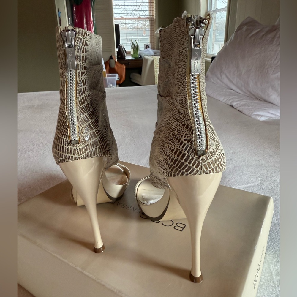 Vintage Bcbgeneration Maemi Snake Pattern Stilett… - image 6